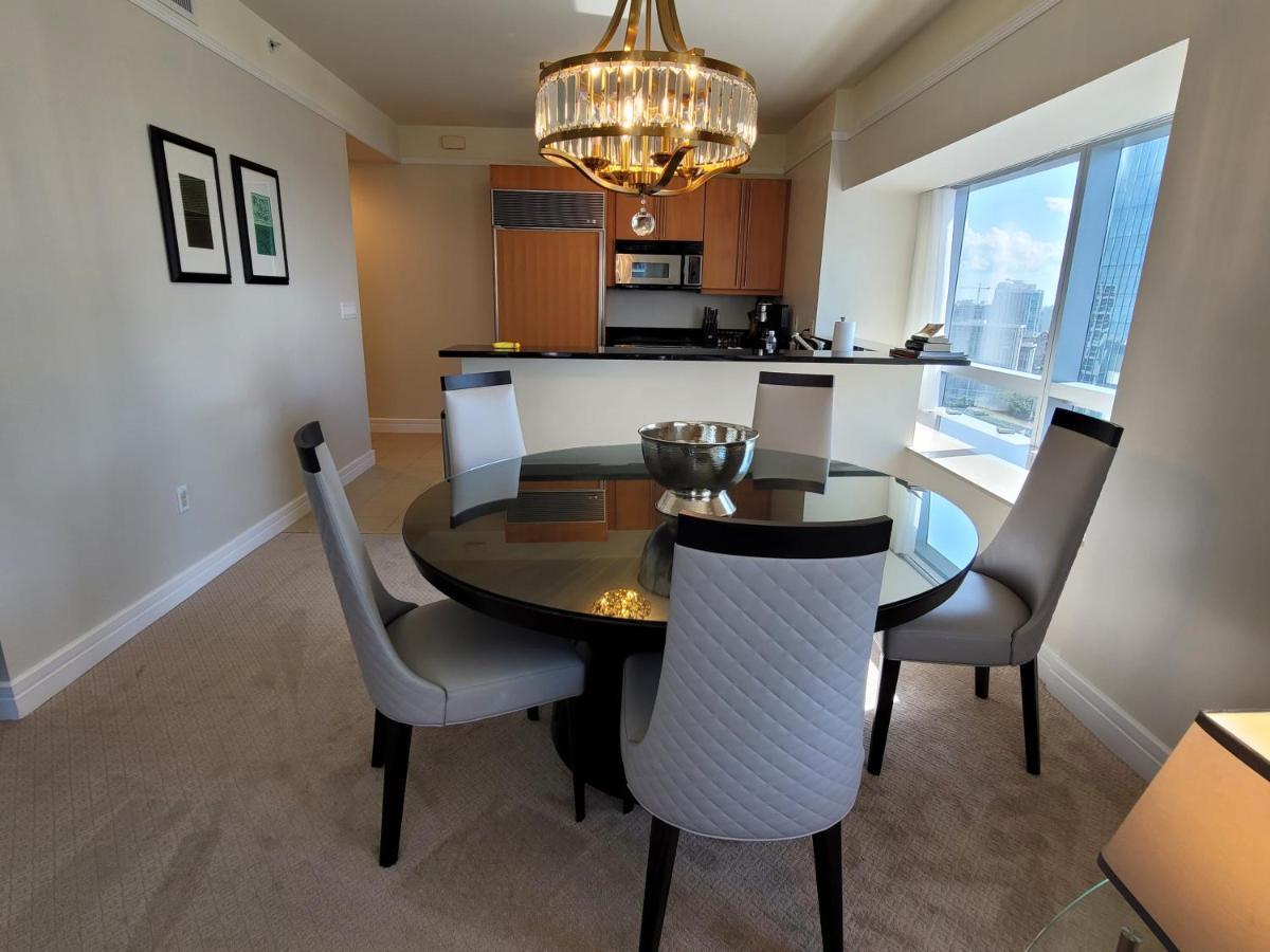 2 Bedroom Or King Studio Suites Four Seasons Hotel Miami Free Wi-Fi & Free Parking Екстер'єр фото