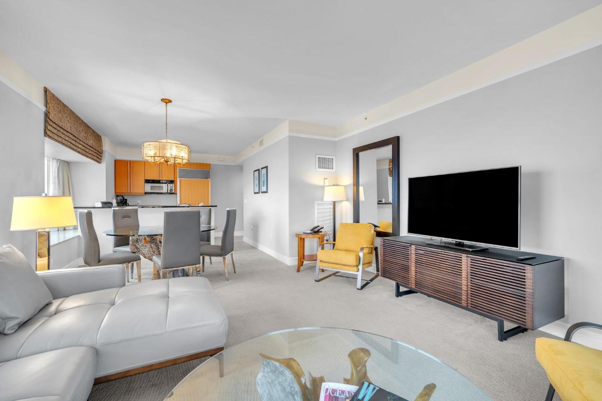 2 Bedroom Or King Studio Suites Four Seasons Hotel Miami Free Wi-Fi & Free Parking Екстер'єр фото