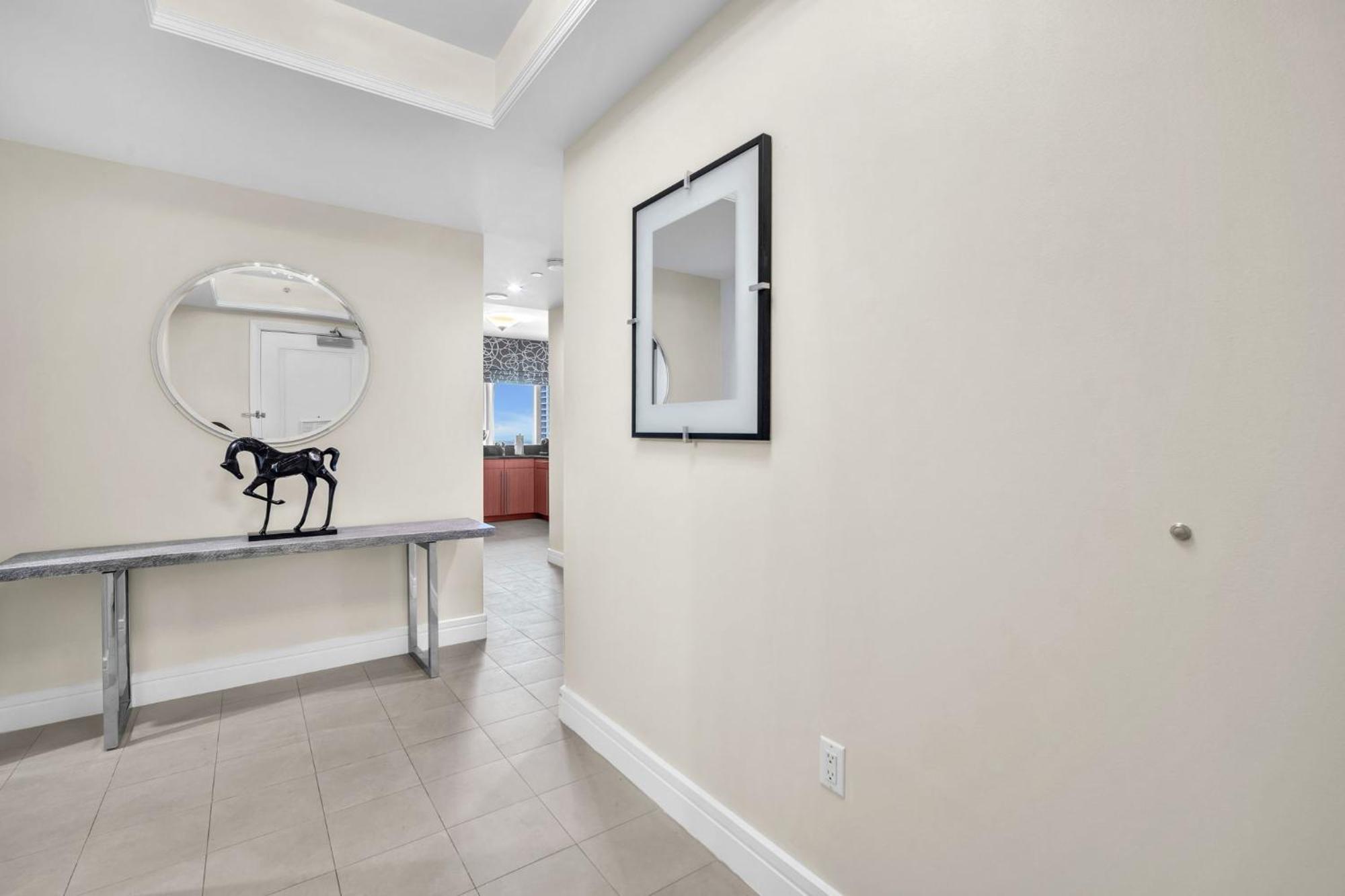 2 Bedroom Or King Studio Suites Four Seasons Hotel Miami Free Wi-Fi & Free Parking Екстер'єр фото