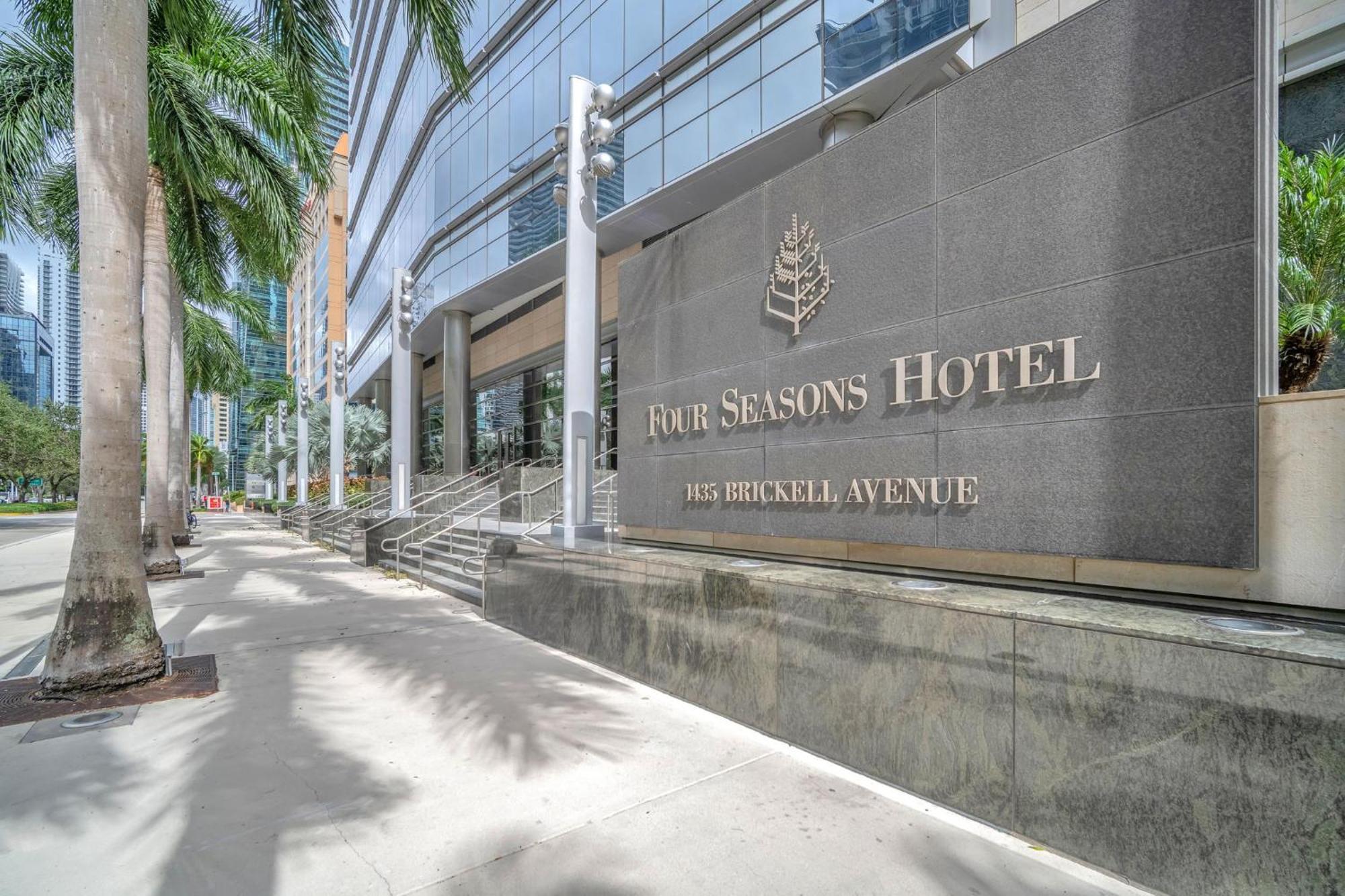 2 Bedroom Or King Studio Suites Four Seasons Hotel Miami Free Wi-Fi & Free Parking Екстер'єр фото