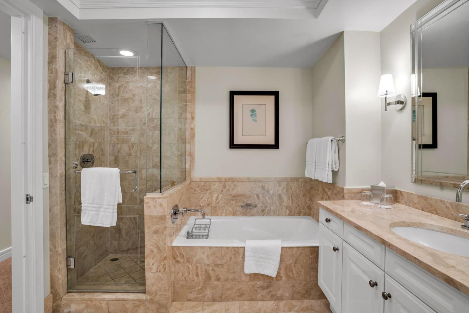 2 Bedroom Or King Studio Suites Four Seasons Hotel Miami Free Wi-Fi & Free Parking Екстер'єр фото