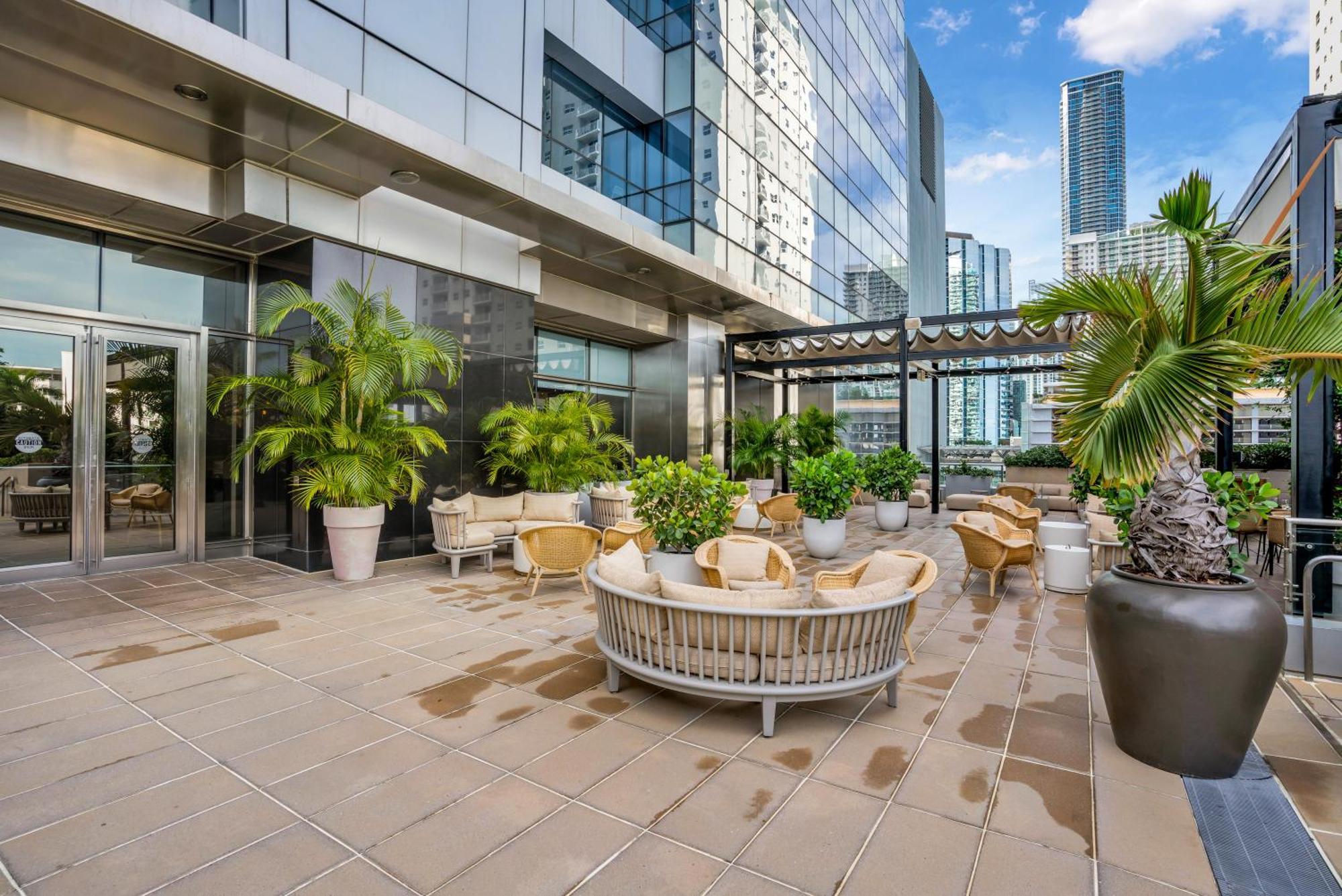 2 Bedroom Or King Studio Suites Four Seasons Hotel Miami Free Wi-Fi & Free Parking Екстер'єр фото